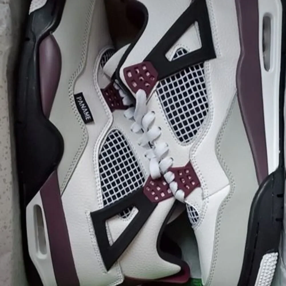 Air Jordan 4 Retro x Paris Saint-Germain Bordeaux 2020. Size 11